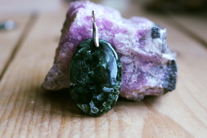 pendentif en seraphinite