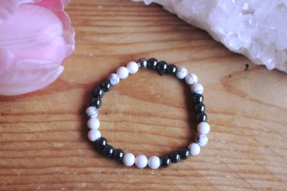 Bracelet howlite et hématite - Carole – Image 2
