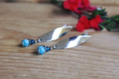 Boucles d'oreilles en apatite bleue bijoux pierres naturelles lithothérapie