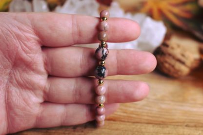 Bracelet rhodonite pierres naturelles lithothérapie fait main fabrication française artisanat cadeau femme bijoux