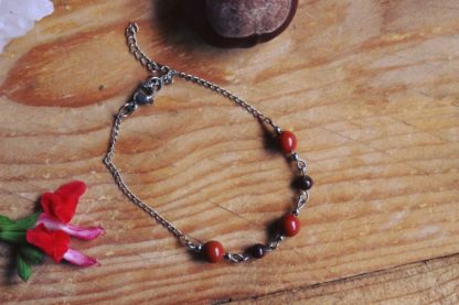 Bracelet en jaspe rouge pierres naturelles lithothérapie fait main bijoux artisanaux fabriqué en france cadeau femme