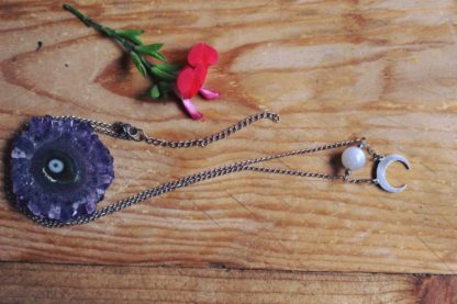 Collier pierre de lune lithothérapie pierres naturelles bijoux artisanaux fabrication française pierre véritable bijoux minéraux cadeau femme fait main