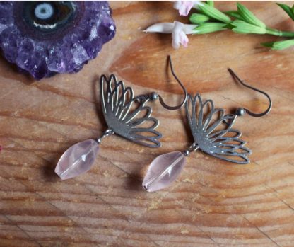 Boucles d'oreilles en quartz rose bien-être lithothérapie pierres naturelles cristaux minérales amour fait main fabriqué en france cadeau femme