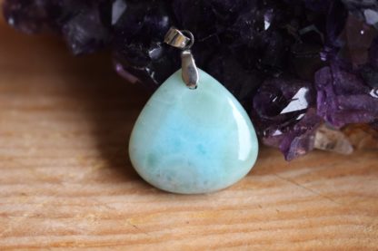 pendentif en larimar pierres naturelles lithothérapie bien-être fait main fabriqué en france éthique bijoux cadeau femme