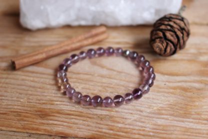 Bracelet en amétrine lithothérapie pierres naturelles bien-être fait main fabriqué en france création unique cadeau femme bijoux artisanaux