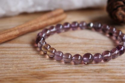 Bracelet en amétrine lithothérapie pierres naturelles bien-être fait main fabriqué en france création unique cadeau femme bijoux artisanaux