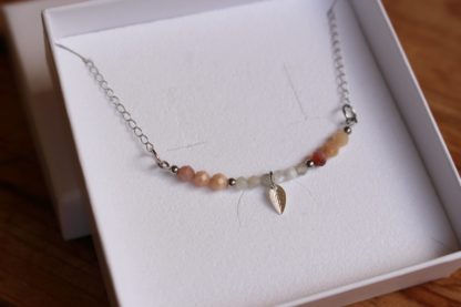 Parure de bijoux en péristérite et opale rose Collier bijoux artisanaux pierres naturelles lithothérapie fabriqué en France cadeau femme
