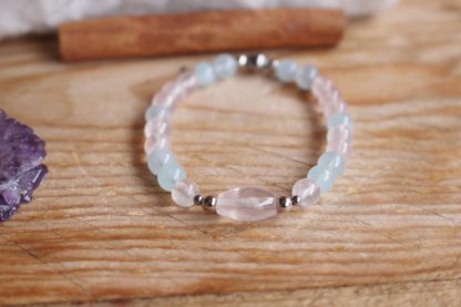 Bracelet en quartz rose et aigue-marine pierres naturelles lithothérapie création bijoux artisanaux cadeau femme