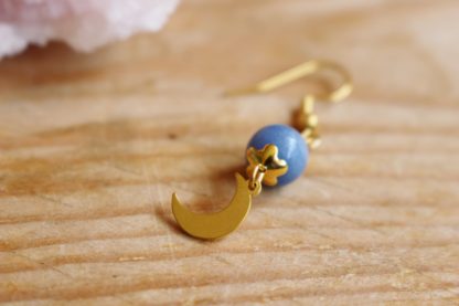 Boucles d'oreilles asymétriques aventurine bleue lithothérapie pierres naturelles bijoux originaux made in france cadeau femme
