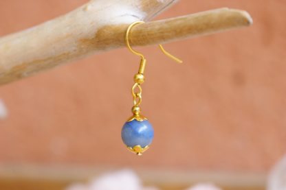 Boucles d'oreilles asymétriques aventurine bleue lithothérapie pierres naturelles bijoux originaux made in france cadeau femme