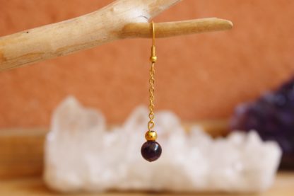 Boucles d'oreilles asymétriques améthyste lithothérapie pierres naturelles bijoux originaux made in france cadeau femme