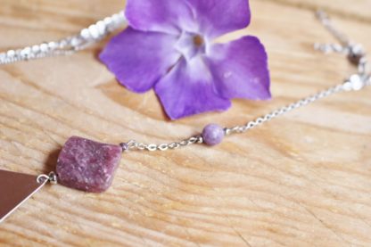 Collier multirang asymétrique en lépidolite pendentif pierres naturelles bijoux lithothérapie bien-être fait main artisanal cadeau femme