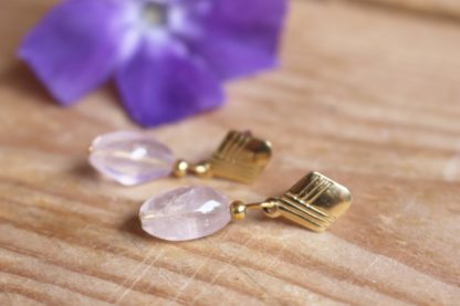 Boucles d'oreilles en quartz rose bijoux artisanaux en pierres naturelles lithothérapie développement personnel bijoux tendance made in france cadeau femme