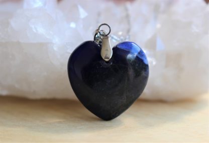 pendentif coeur en sodalite pierre naturelle lithothérapie bijoux fait main made in france handmade collier la voie minérale cadeau femme