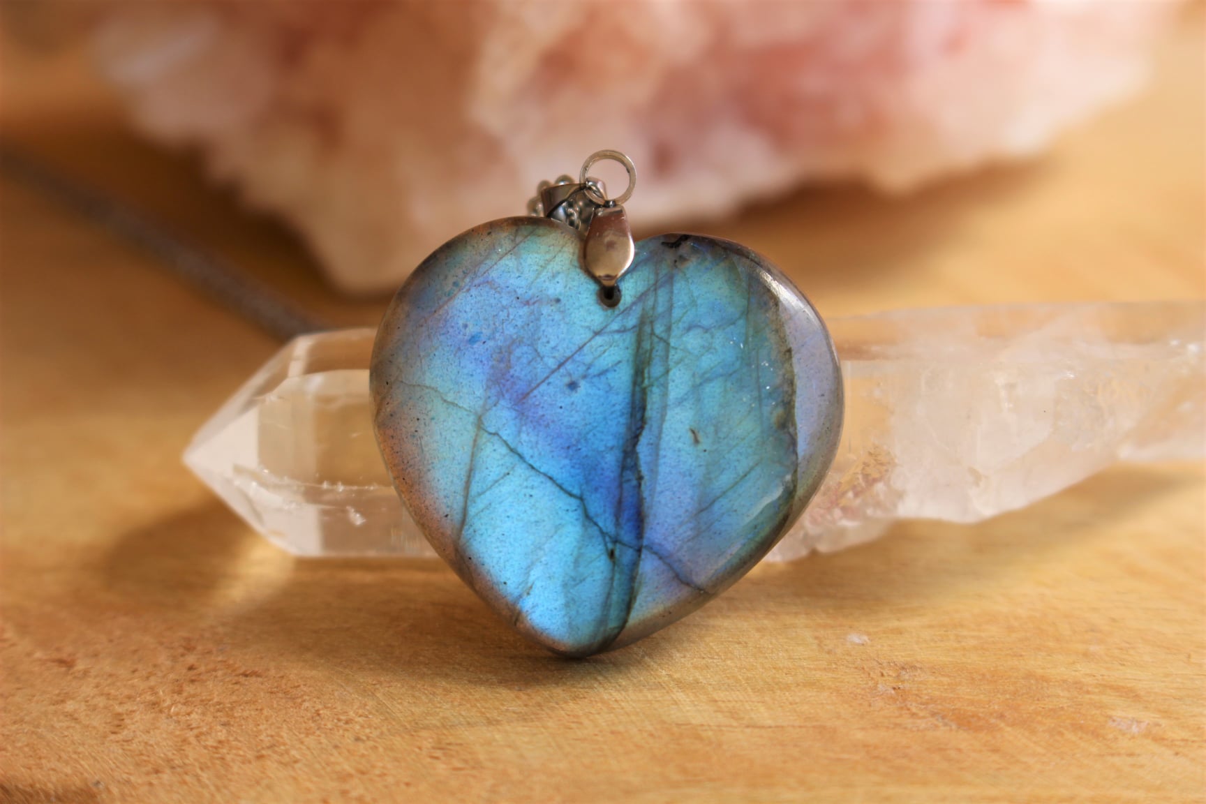 Pendentif coeur en labradorite - La Voie Minérale