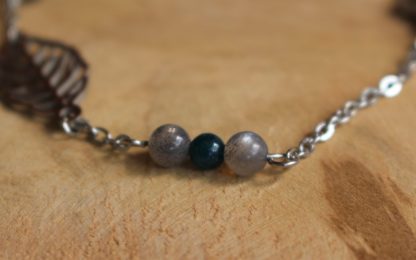 bracelet en apatite bleue et pierre de lune grise lithothérapie bijoux pierres véritables et naturelles