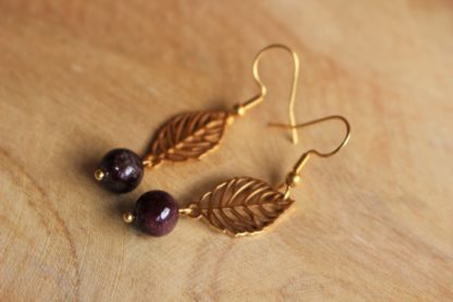 Boucles d'oreilles en grenat almandin bijoux pierres naturelles lithothérapie