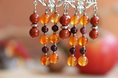 boucles d'oreilles en cornaline et jaspe rouge lithothérapie pierres naturelles bijoux fait main artisanat français idée cadeau femme