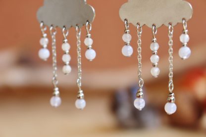 boucles d'oreilles en péristérite et calcédoine bleue lithothérapie bijoux pierres véritables et naturelles