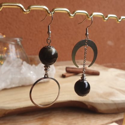 Boucles d'oreilles asymétriques en obsidienne pierres naturelles lithothérapie bijoux fait main en france bijoux en acier inoxydable et minéraux