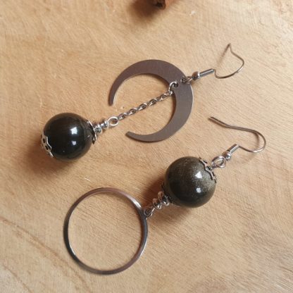 Boucles d'oreilles asymétriques en obsidienne pierres naturelles lithothérapie bijoux fait main en france bijoux en acier inoxydable et minéraux