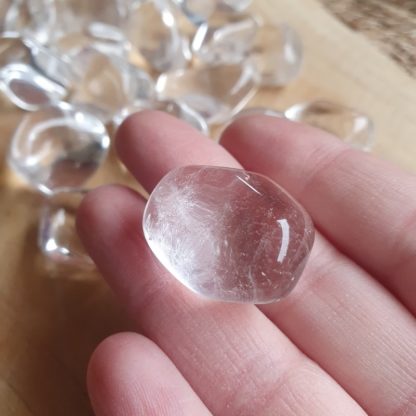 cristal de roche quartz lithothérapie cristaux minéraux