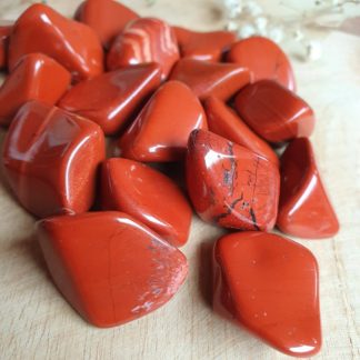 jaspe rouge pierres naturelles cristaux minéraux lithothérapie