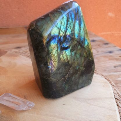 Bloc de labradorite à poser pierres naturelles lithothérapie