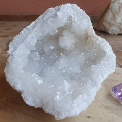 Géode de quartz cristal de roche rechargement minéraux lithothérapie pierres naturelles