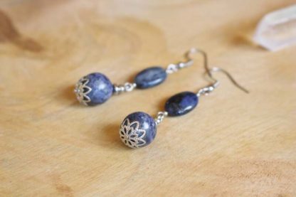 boucles d'oreilles en sodalite verte lithothérapie bijoux pierres véritables et naturelles