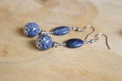 boucles d'oreilles en sodalite verte lithothérapie bijoux pierres véritables et naturelles