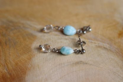 boucles d'oreilles en larimar et cristaux lithothérapie bijoux pierres véritables et naturelles