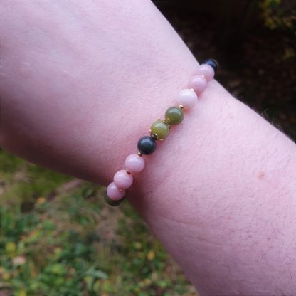 Bracelet en jade et opale rose pierres naturelles lithothérapie bijoux