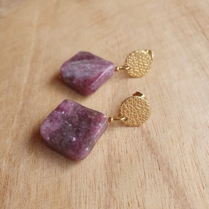 Boucles d'oreilles en lépidolite pierres naturelles lithothérapie bijoux