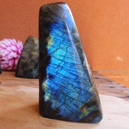 bloc de labradorite pierres naturelles lithothérapie forme libre minéraux