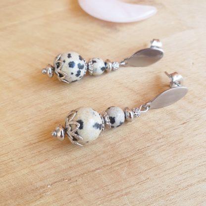 Boucles d'oreilles en jaspe dalmatien pierres naturelles lithothérapie bijoux artisanaux