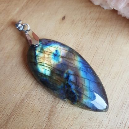 Pendentif en labradorite bijoux pierres naturelles lithothérapie fabriqué en france artisanat