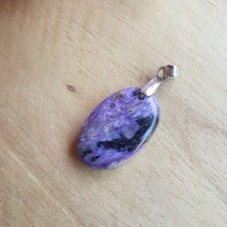 Pendentif en charoite bijoux pierres naturelles lithothérapie fabriqué en france artisanat