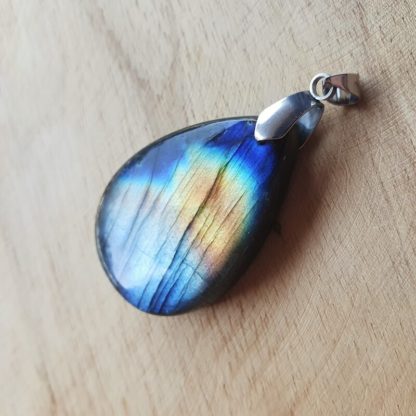 Pendentif en labradorite bijoux pierres naturelles lithothérapie fabriqué en france artisanat