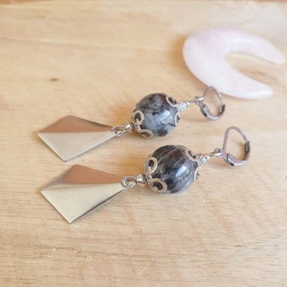 Boucles d'oreilles en quartz tourmaline bijoux pierres naturelles lithothérapie