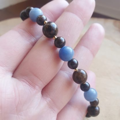 Bracelet en aventurine bleue et bronzite bijoux pierres naturelles lithothérapie