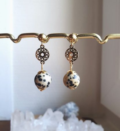 Boucles d'oreilles en jaspe dalmatien quartz fumé lithothérapie pierres naturelles minéraux bijoux artisanat de France