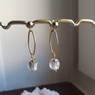 Boucles d'oreilles en cristal de roche lithothérapie pierres naturelles minéraux bijoux artisanat de France