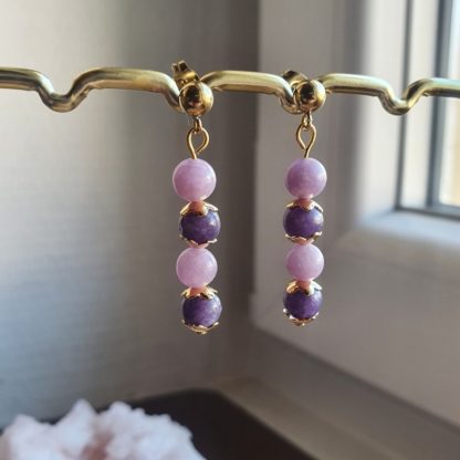 Boucles d'oreilles en lépidolite lithothérapie pierres naturelles minéraux bijoux artisanat de France