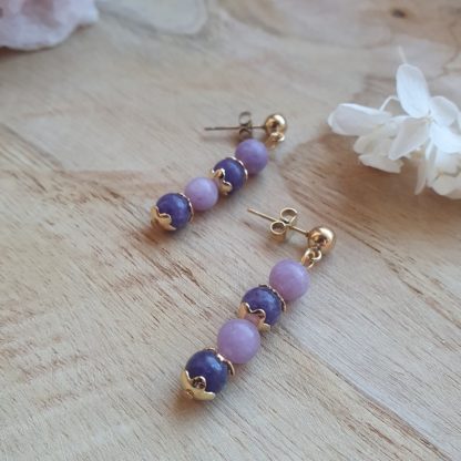 Boucles d'oreilles en lépidolite lithothérapie pierres naturelles minéraux bijoux artisanat de France