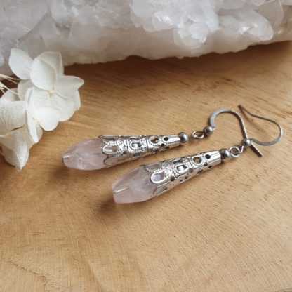 Boucles d'oreilles en quartz rose lithothérapie pierres naturelles minéraux bijoux artisanat de France