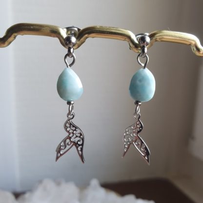 Boucles d'oreilles en larimar lithothérapie pierres naturelles minéraux bijoux artisanat de France