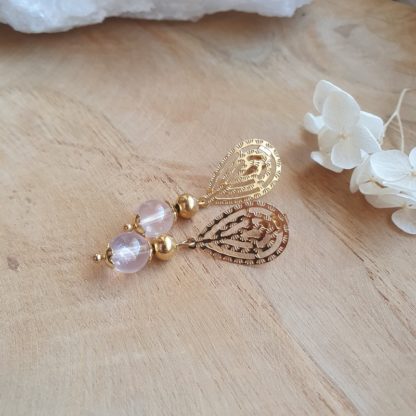 Boucles d'oreilles pendantes en quartz rose lithothérapie pierres naturelles minéraux bijoux artisanat de France