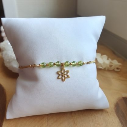 bracelet en péridot bijoux pierres naturelles lithothérapie minéraux artisanat idée cadeau femme