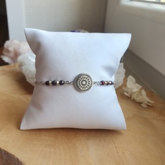 bracelet en grenat bijoux pierres naturelles lithothérapie minéraux artisanat idée cadeau femme